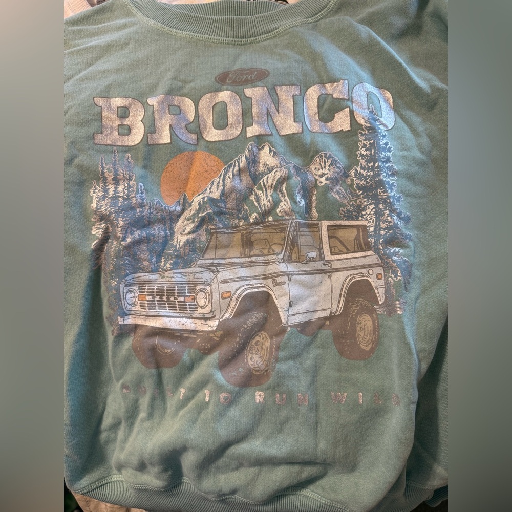 Ford Bronco Green Graphic Crewneck Sweatshirt